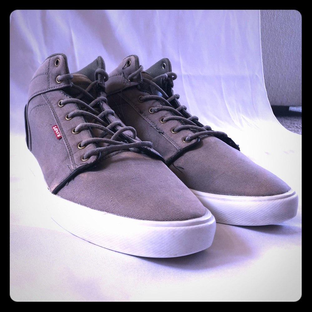 Levi’s Hightops casual wear shoe